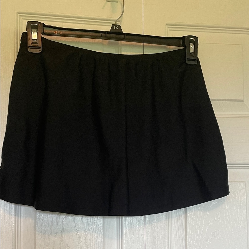 Women’s Croft & Barrow sz 10 black swim skirt over bikini bottom 15% spandex - Picture 9 of 10